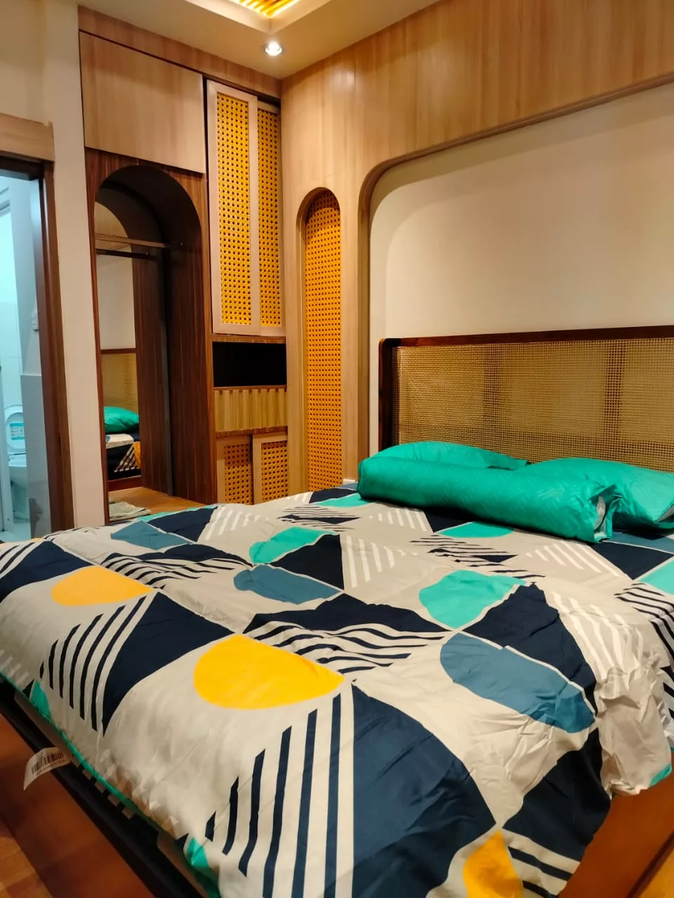 e808096e-36c5-469d-ac25-4fbdfa0b4c07